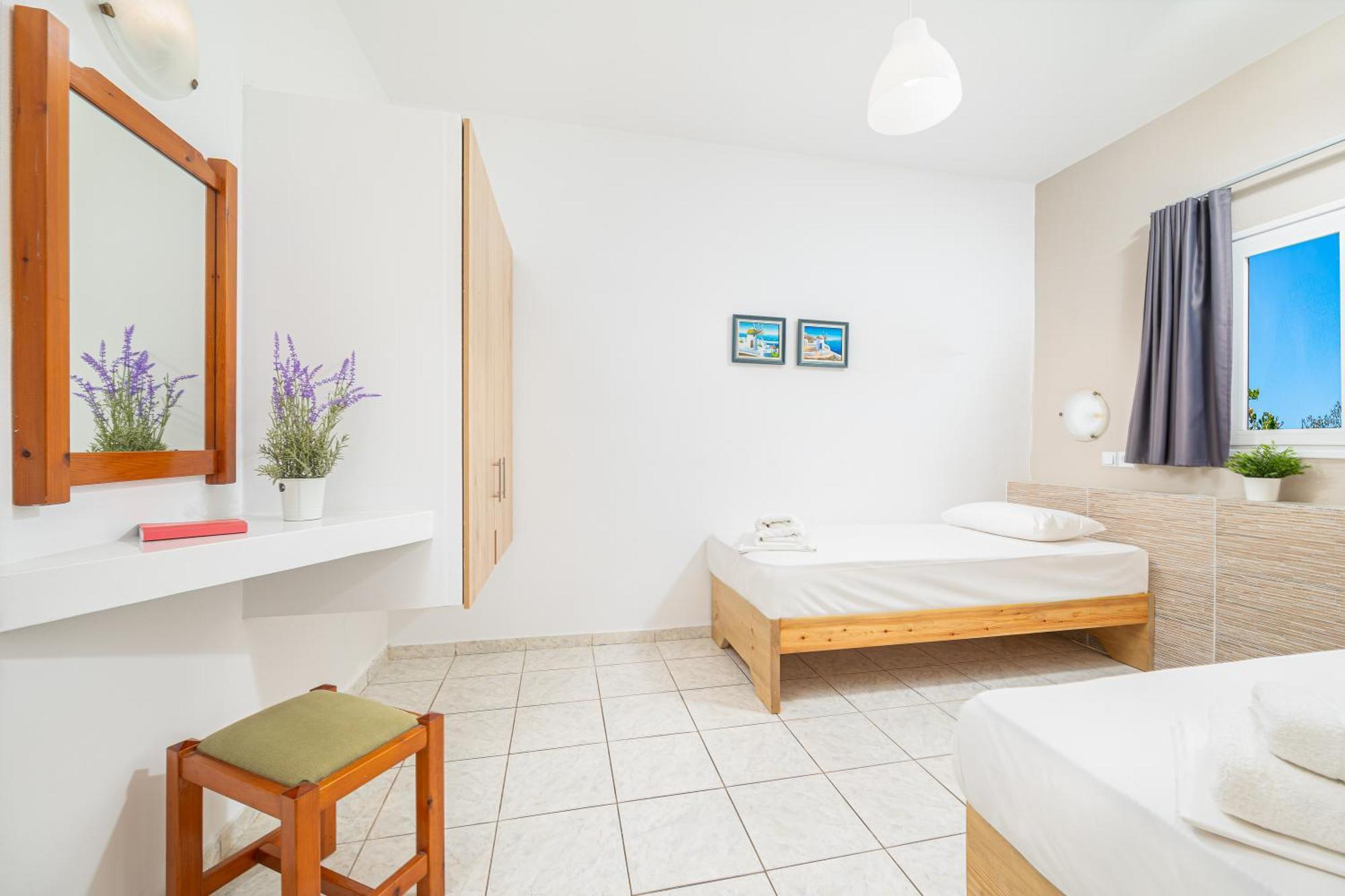 Mylos Apartments Anissaras ヘルソニソス エクステリア 写真